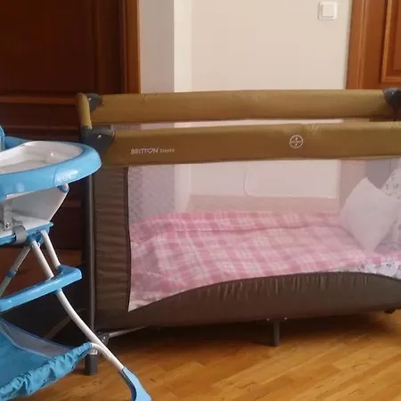 Apartment, New Renovated In Quiet Center With Balcony With Parking * ריגה