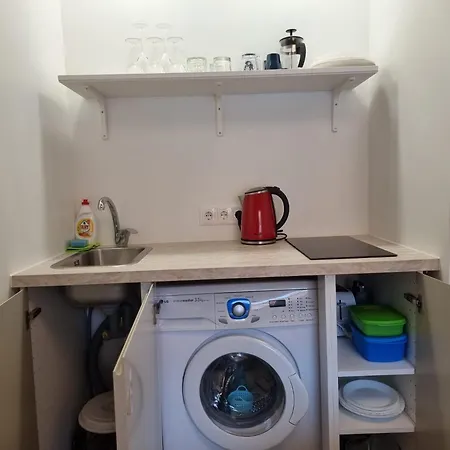 Apartment, New Renovated In Quiet Center With Balcony With Parking Рига